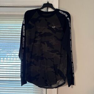 Hollister Men's Black Camo Long Sleeve Shirt